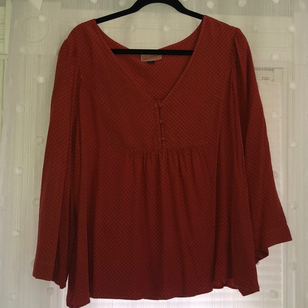 Universal thread blouse.